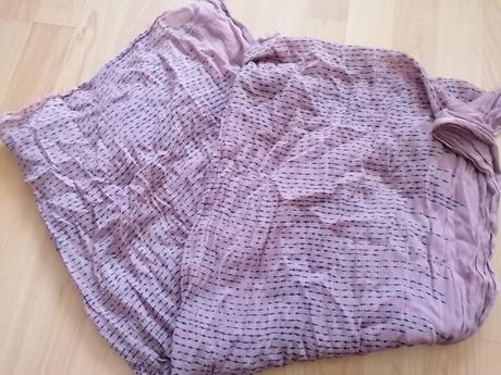 Šatka ružová, takko