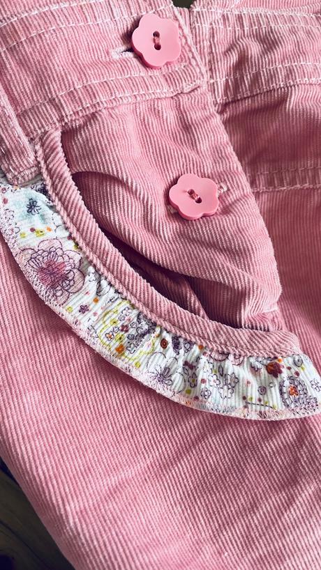 Menčestrove nohavice velk 92, 92