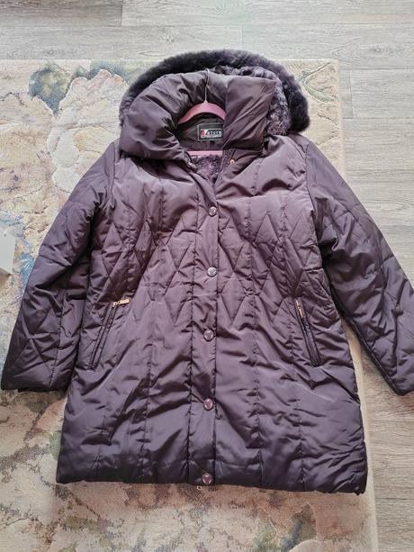 Dámska bunda veľ. 54/56, 4xl