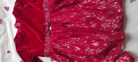 Vianočné šaty pre sestricky, 122