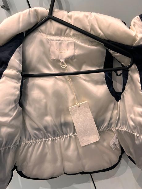 Gucci nová teplá vesta vel.4, 104