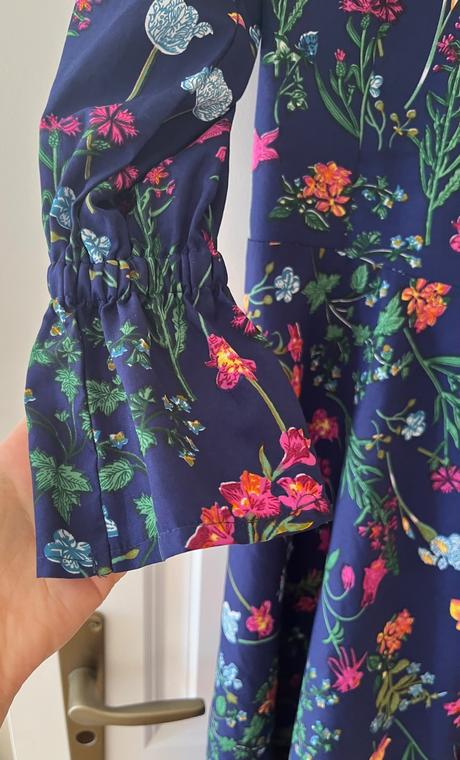 Modré kvetované zavinovacie šaty, prag, l/xl, l