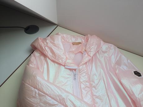 Perleťová bundička, s