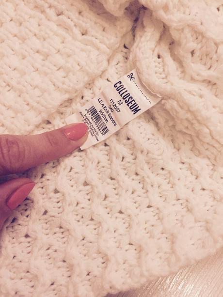 Biely teply pulover, s