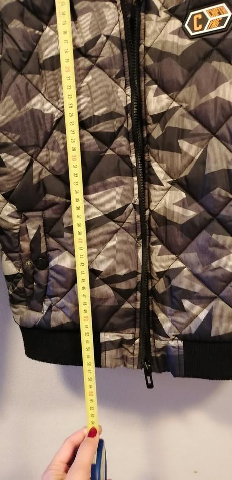 Prechodná bunda, chapter young,146