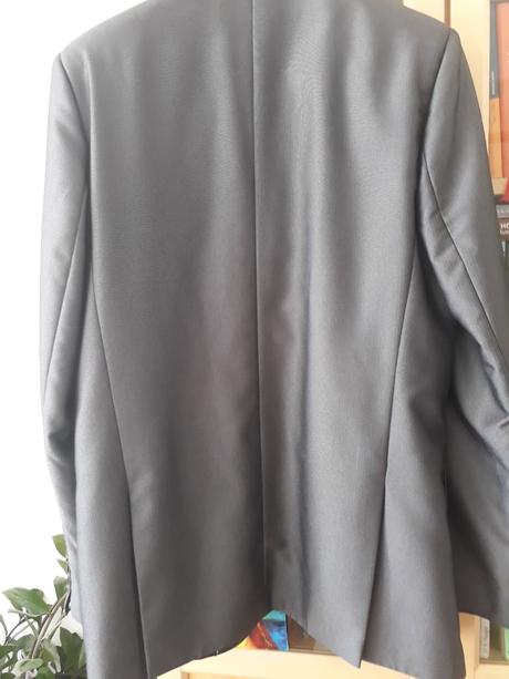 Pánsky oblek sedy 182 /48 jemne leskly, 48