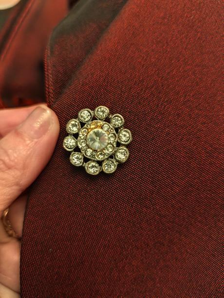 Slávnostnejší bordový štvorkostým annis juzina, 38