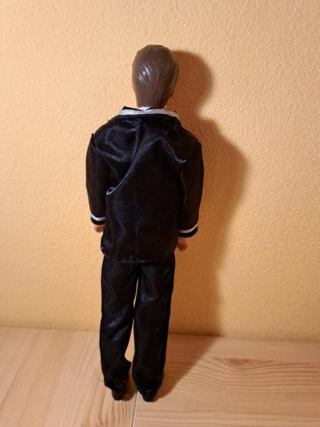 Barbie ken v obleku 1991, 