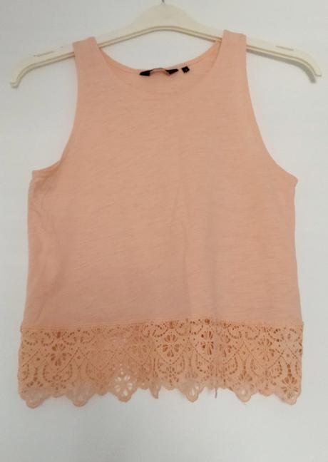 Crop top s čipkou, new look,s