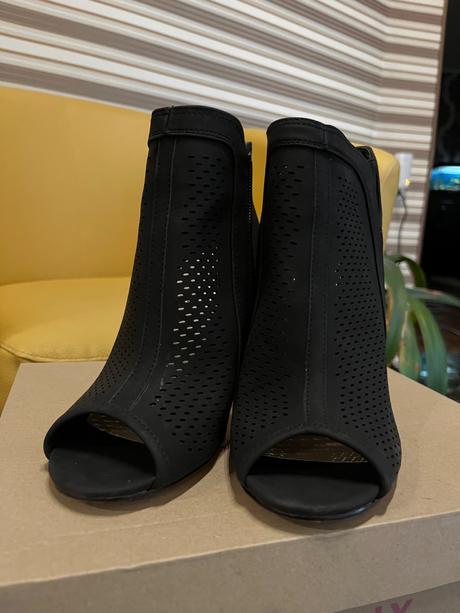 Dámske topánky, 37