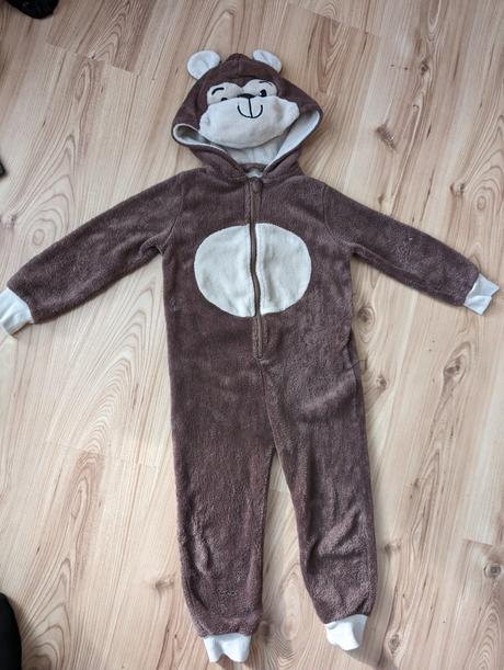 Overal opica, rebel,116