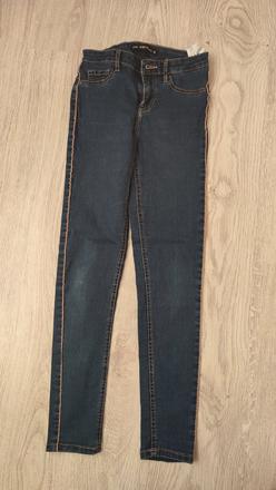 Dievčenské rifle, 146