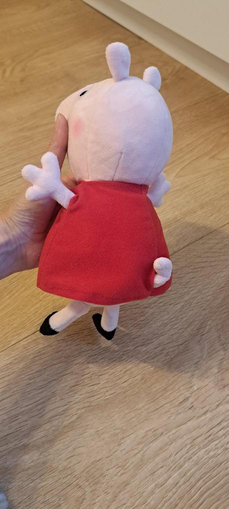 Prasiatko peppa plyšové, 