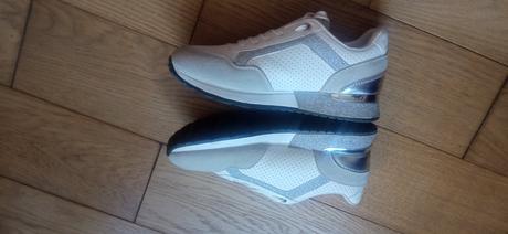 Tenisky na platforme, 37