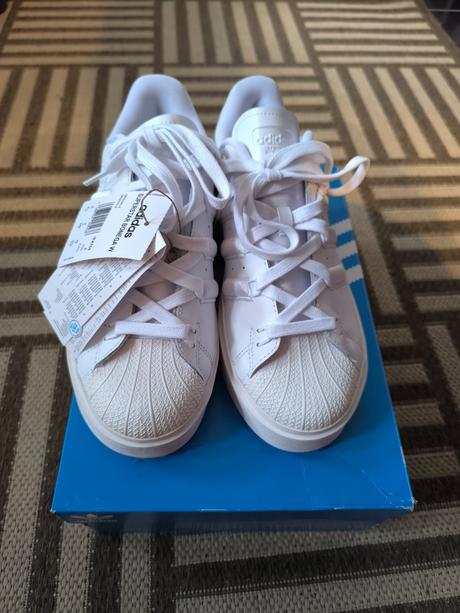 Nové tenisky superstar, adidas,42