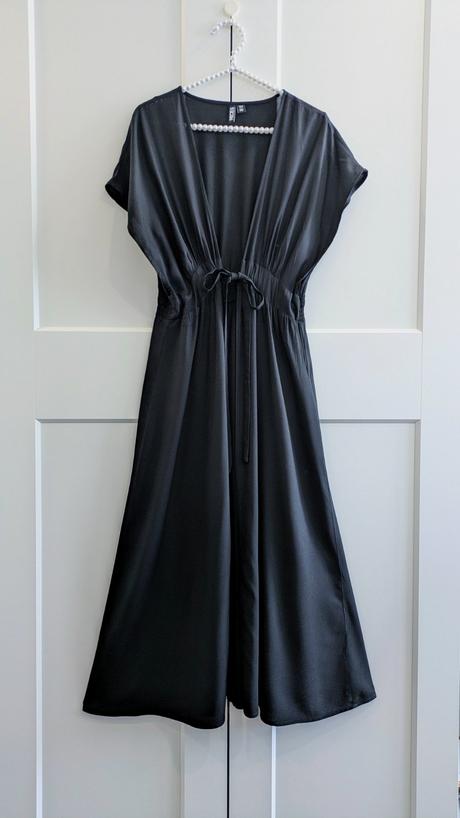 Letný čierny prehoz pieces,