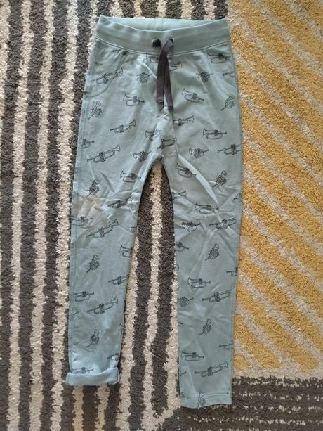 Trúbkové tepláky, lindex,122