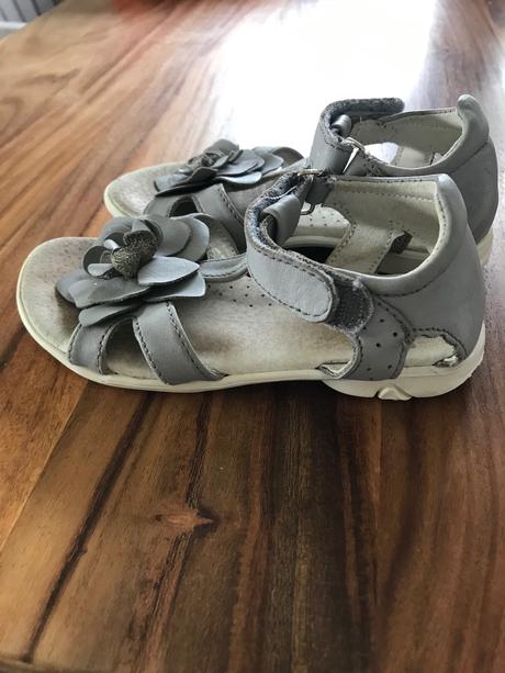 Kožené sandalky, baťa,26