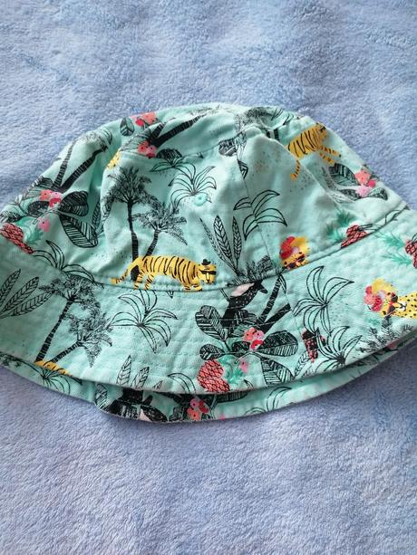 Farebný klobúk, lindex,104