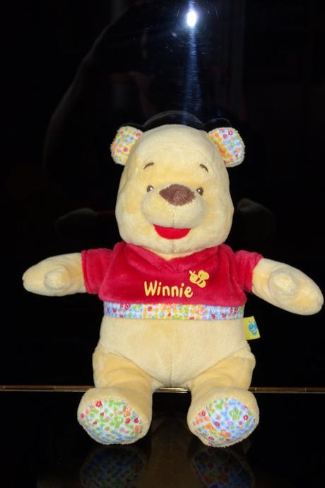 Plyš.hračka_macko pu_25 cm_naťahovací s melodiami,