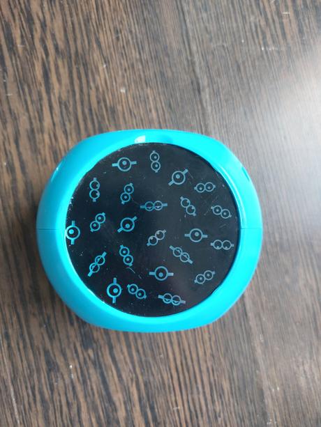 Hodiny,budik mimoni s projekciou., 