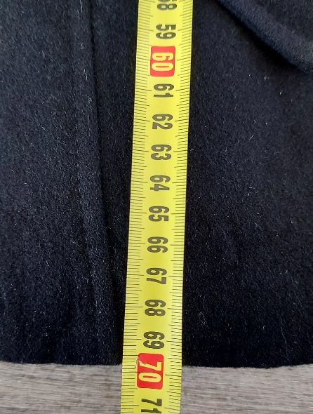 Čierny zimný kabátik esprit, 36