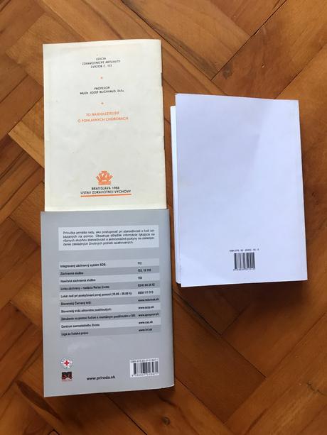 3 knihy - zdravotníctvo, opatrovanie, seniori,