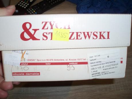 Spoločenská obuv na vysokom opätku, 25 eur, 39