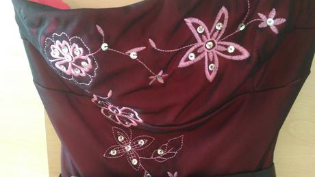 Nádherné spoločenské saty, m