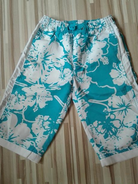 Detské kraťasy, 128