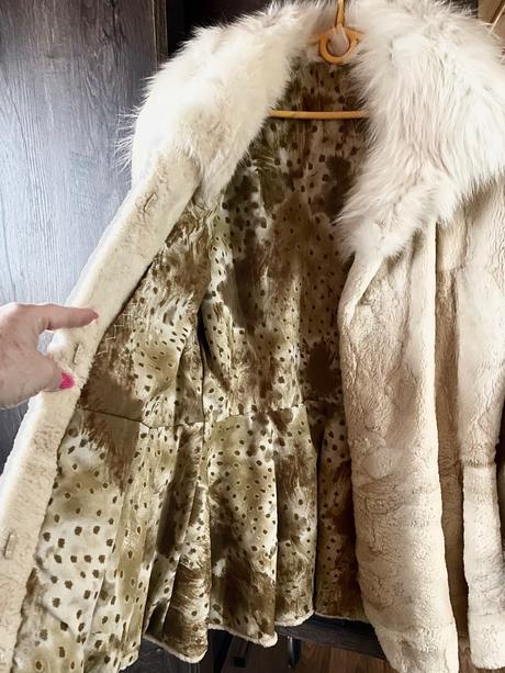 Kožuch z pravej kožušiny 40, 42, 40