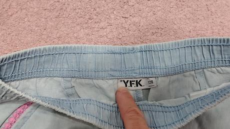 2 ks riflové kraťasy, 128