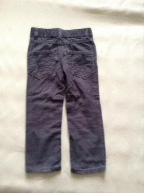 Menčestrové gate, 98