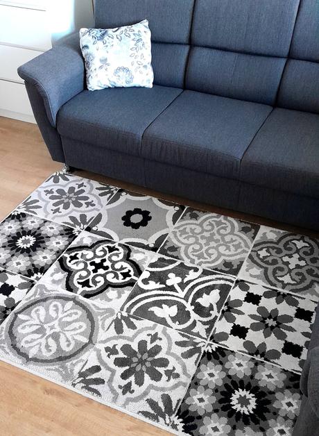 Moderný štýlový koberec, 