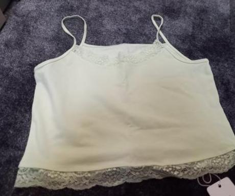 Kratke tielko bledozelene po brucho v.m, m