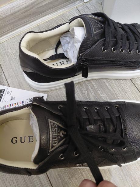 Guess topanky, guess,39