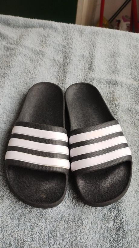 Šľapky, adidas,35