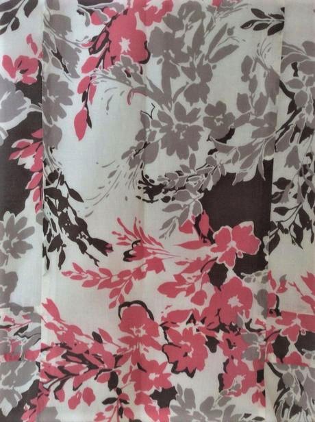 Púzdrové batistové šaty s/m, m