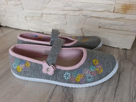 Platené balerínky, graceland,33