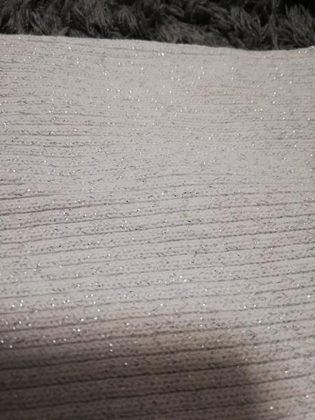 Pulover presivany striebornou nitou, f&f,134