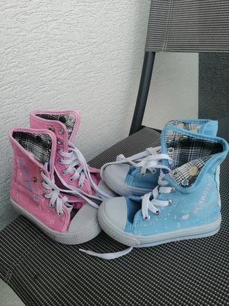 2x tenisky na dvor, 25