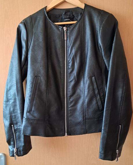 Cierna kozenkova bunda reserved 40, reserved,40