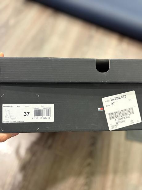 Tommy hilfiger štylove členkove kožené topanky č.3, tommy hilfiger,37