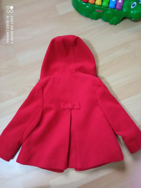 Červený kabátik, tu,86