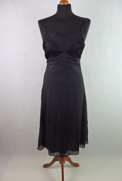 Luxusné hodvábne šaty, 36