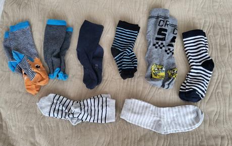 8 párov ponožiek velk. 27-30, 27