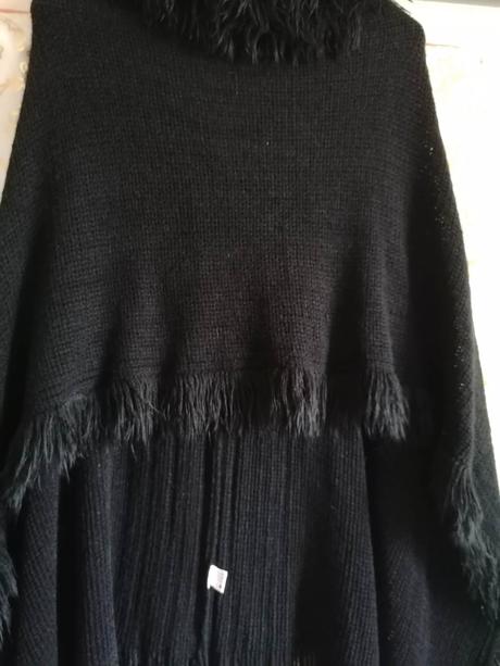 Pončo s kožušinkou, 