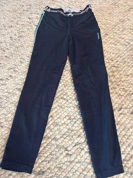 Jazdecké oblečenie, 134