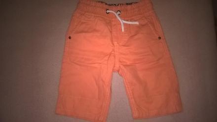 Šortky a tričko, 110