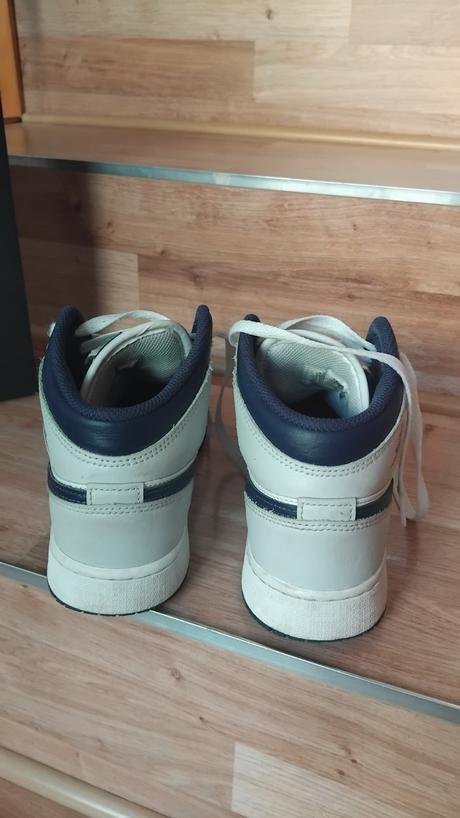 Nike jordan, air jordan,37